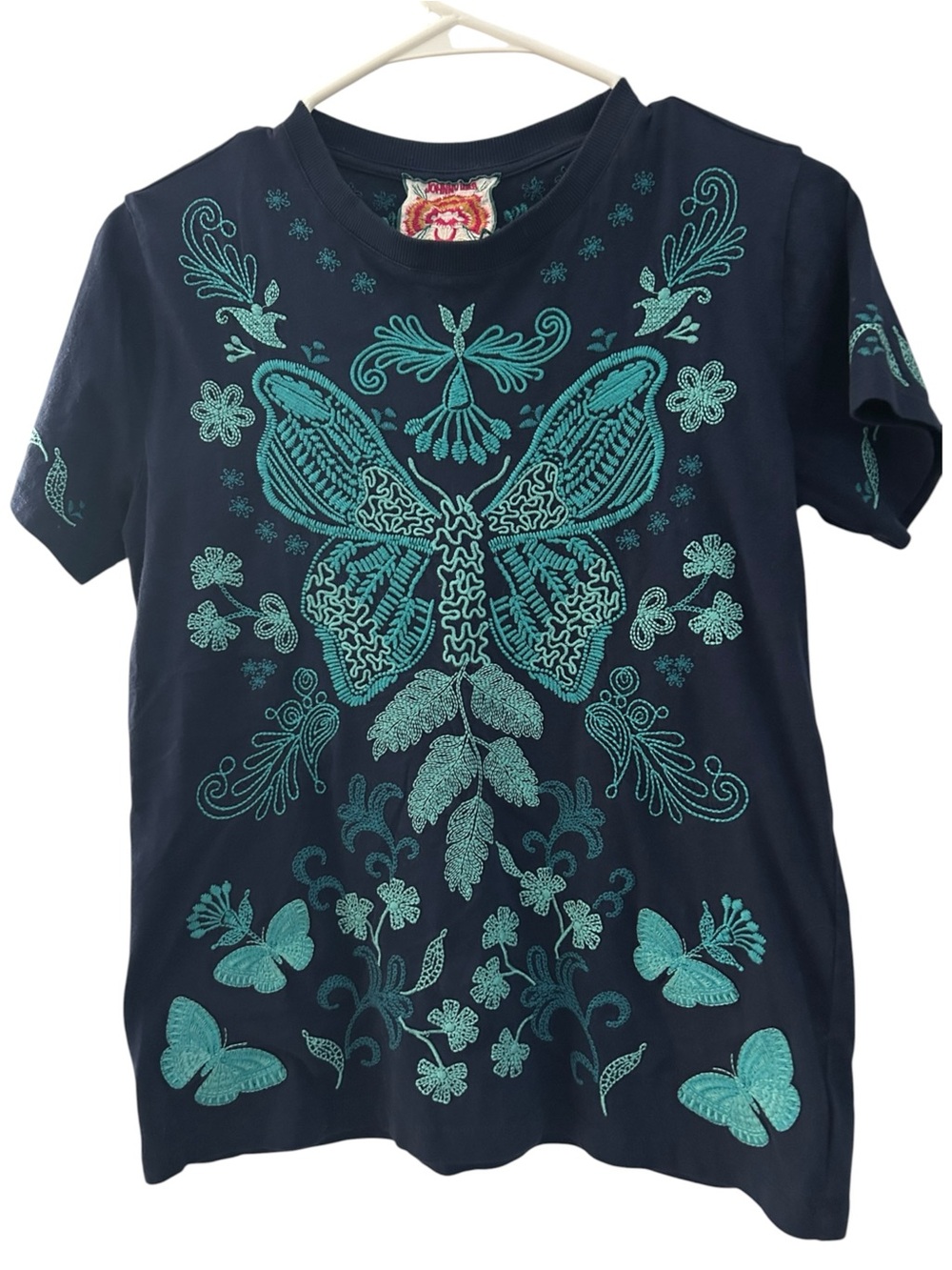 π¦ Johnny Was Navy Embroidered Butterfly Floral Boho Crew Neck TβShirt XS - Picture 5 of 10